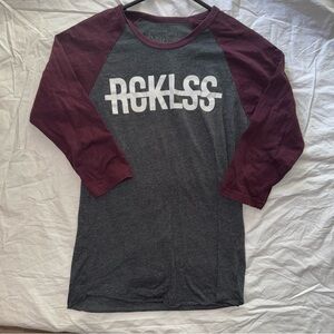Young & Reckless 'RCKLSS' Gray & Burgundy 3/4 Sleeve Raglan Shirt - Size Medium